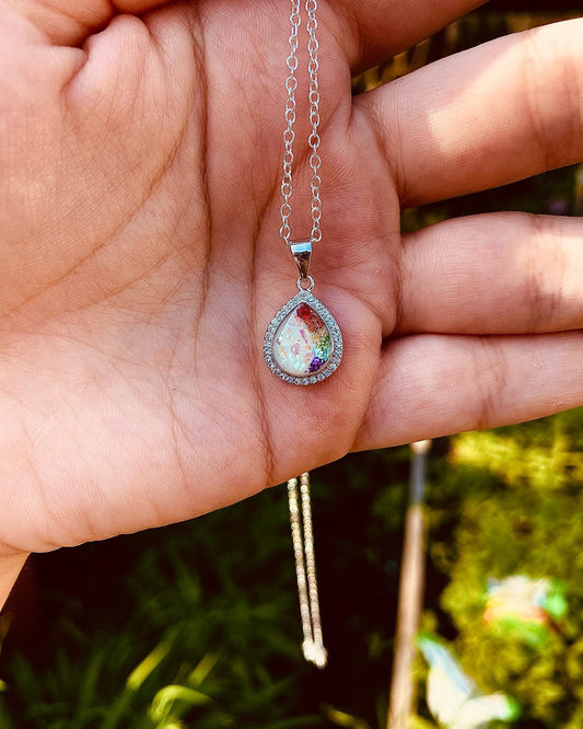 Avery Pendant